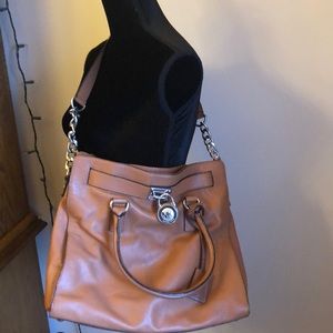 Michael Kors brown leather purse - BEAUTIFUL ❤️❤️